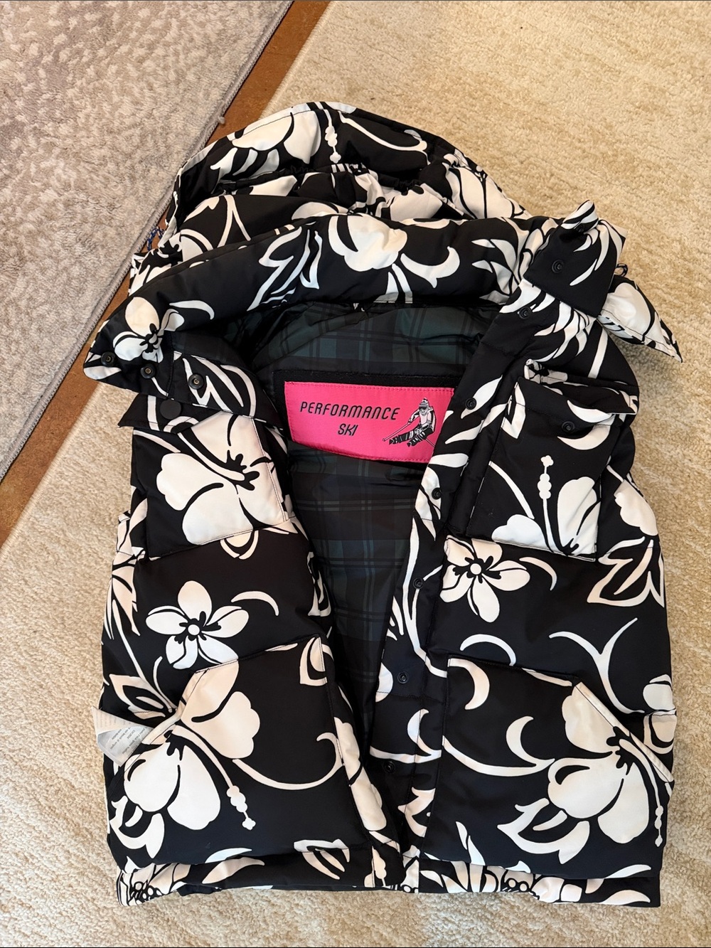Performance Ski Black & White Floral Puffer Vest